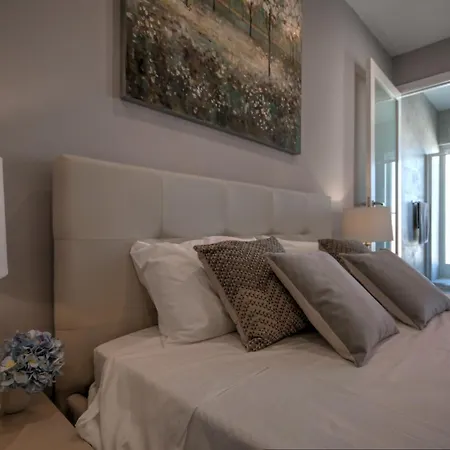 Penthouse Deluxe Apartament *