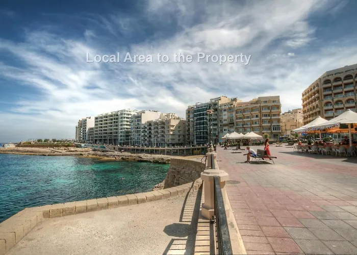 Penthouse Deluxe * Sliema